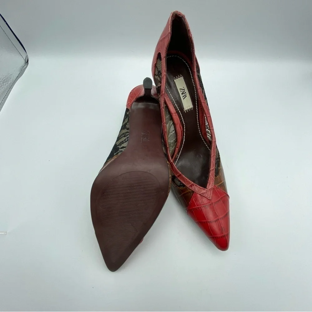 🌹NWOT. Zara Red Animal Print Lace High Heel Shoes. Size 7,5.